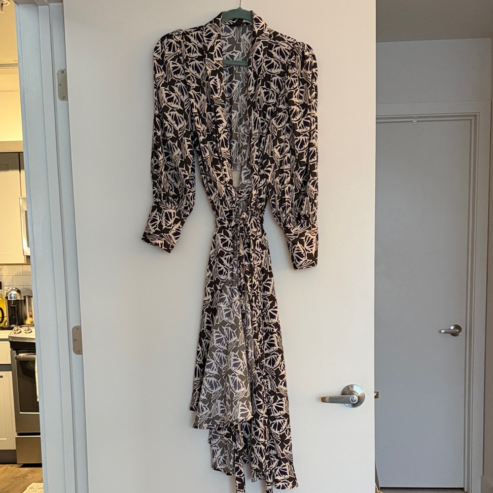 Banana Republic Black and Cream Asymmetrical Dress